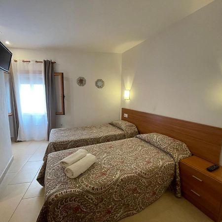 P&R Hostals Codolar Tossa de Mar Eksteriør billede