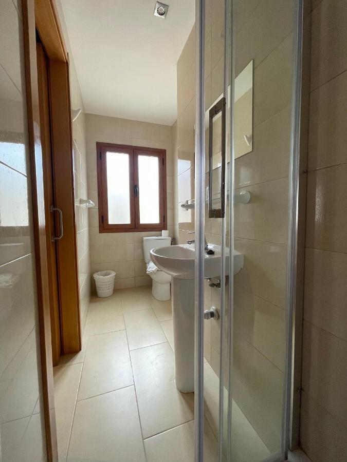 P&R Hostals Codolar Tossa de Mar Eksteriør billede