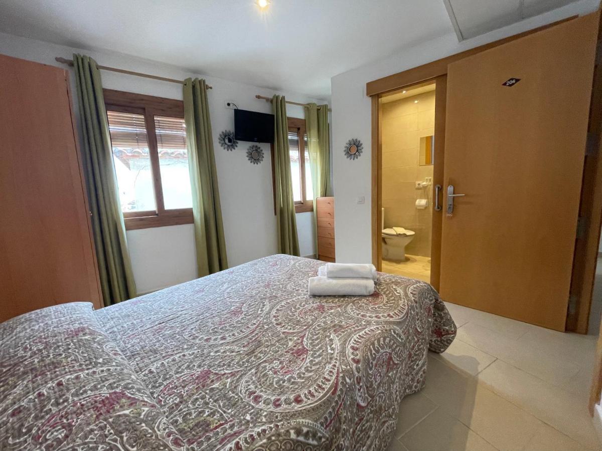 P&R Hostals Codolar Tossa de Mar Eksteriør billede