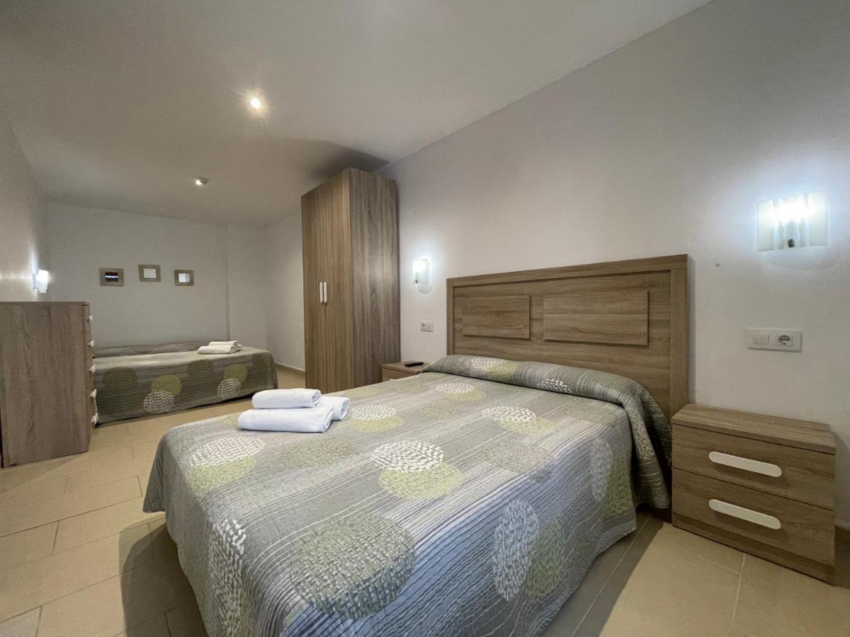 P&R Hostals Codolar Tossa de Mar Eksteriør billede
